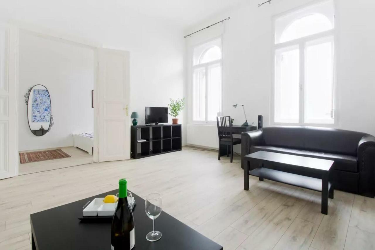 Apartment Andrassy Βουδαπέστη Εξωτερικό φωτογραφία